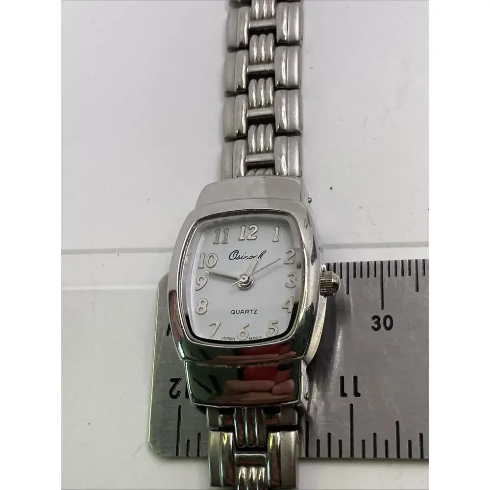 Womens Silver Tone Quartz Watch Works New Battery
